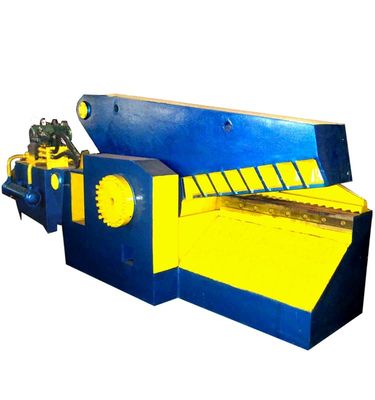 Scrap Cutting with Scrap Shearing Machine Cutting Angle 90 Degrees Max Cutting Capacity 15mm