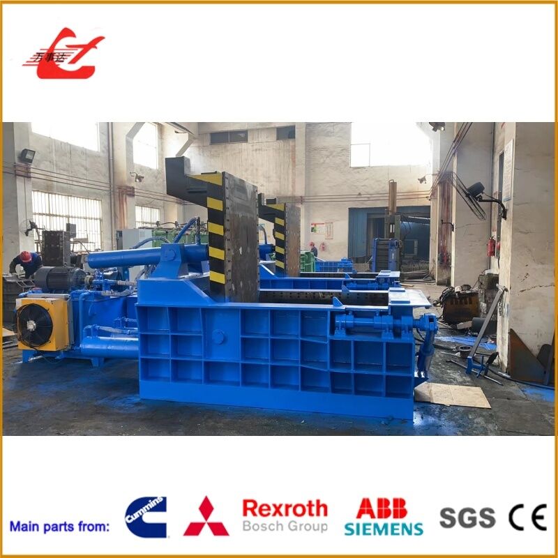 Industrial Scrap Metal Baler Large Chamber 2000 × 1400mm 2500KN High Compression