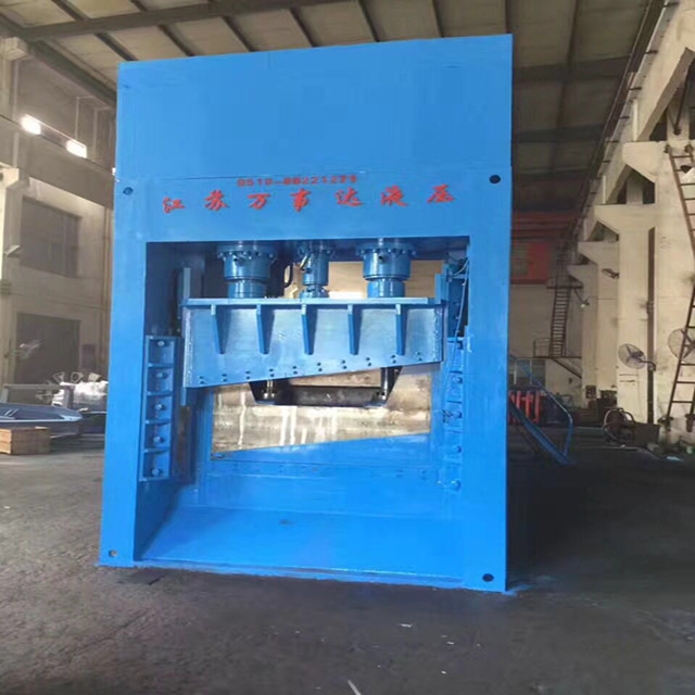 Highly Durable Gantry Cutting Tool With PLC Control System And Hydraulic Power Type