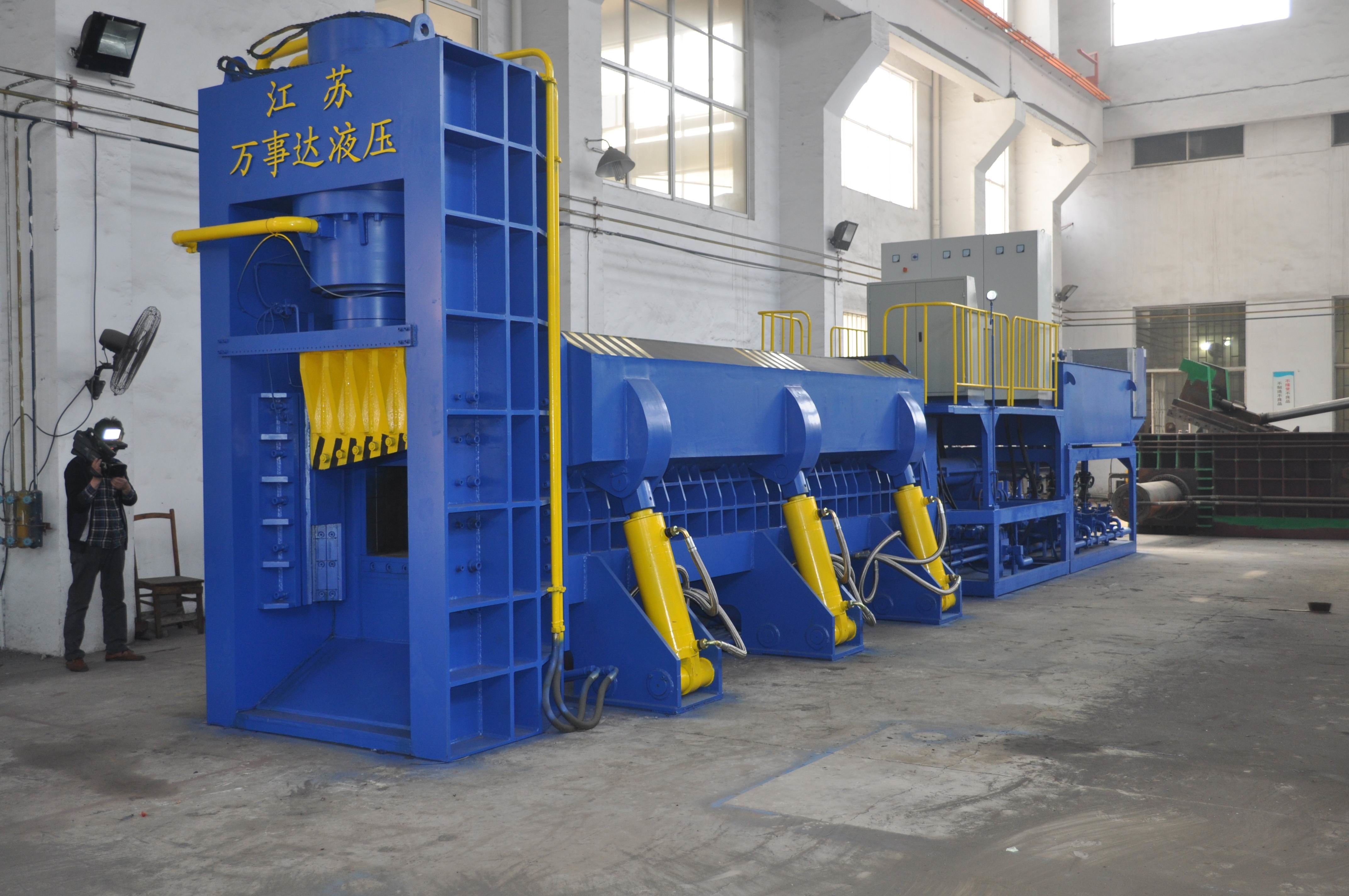 Customized 100 Tons Scrap Metal Shear With 5000kN Cutting Force And 1500x400mm Output Mouth For Metal Recycling