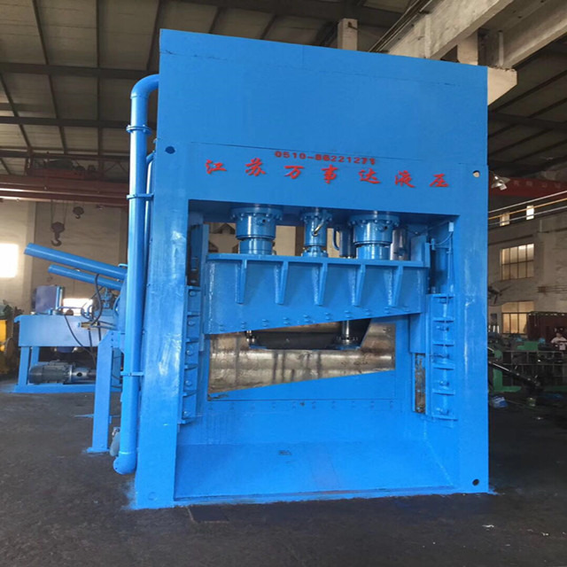 1000 Tons Power Gantry Shear With PLC Control System And Cutting Force Of 100000kN