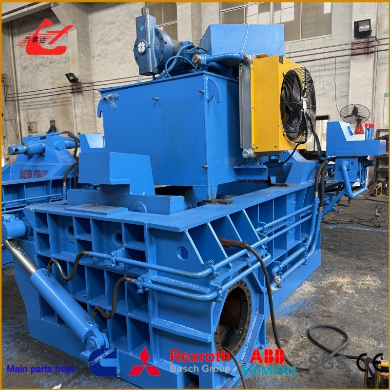 Large 2500KN Metal Baler Electric Solution 60Kw For Scrap Management Requirements With Hand Valve Control