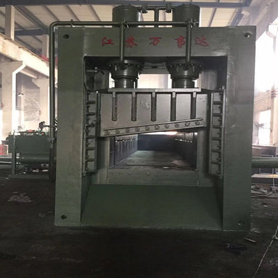 Przemysłowy system chłodzenia powietrza hydraulicznego 8000kN z ostrzem 2000 mm do cięcia ciężkiego złomu